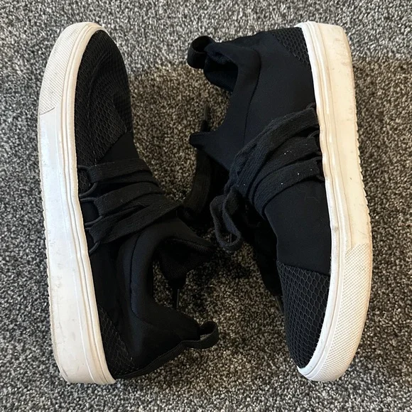 STEVE MADDEN Lancer 
Mixed Media Black Lace Up Sneakers Sz 8 - Picture 7 of 8